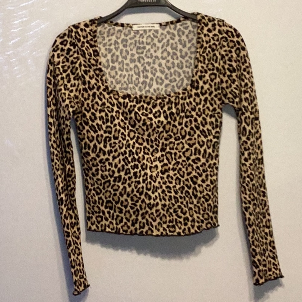 Caution to the Wind leopard print long sleeve t-shirt size small